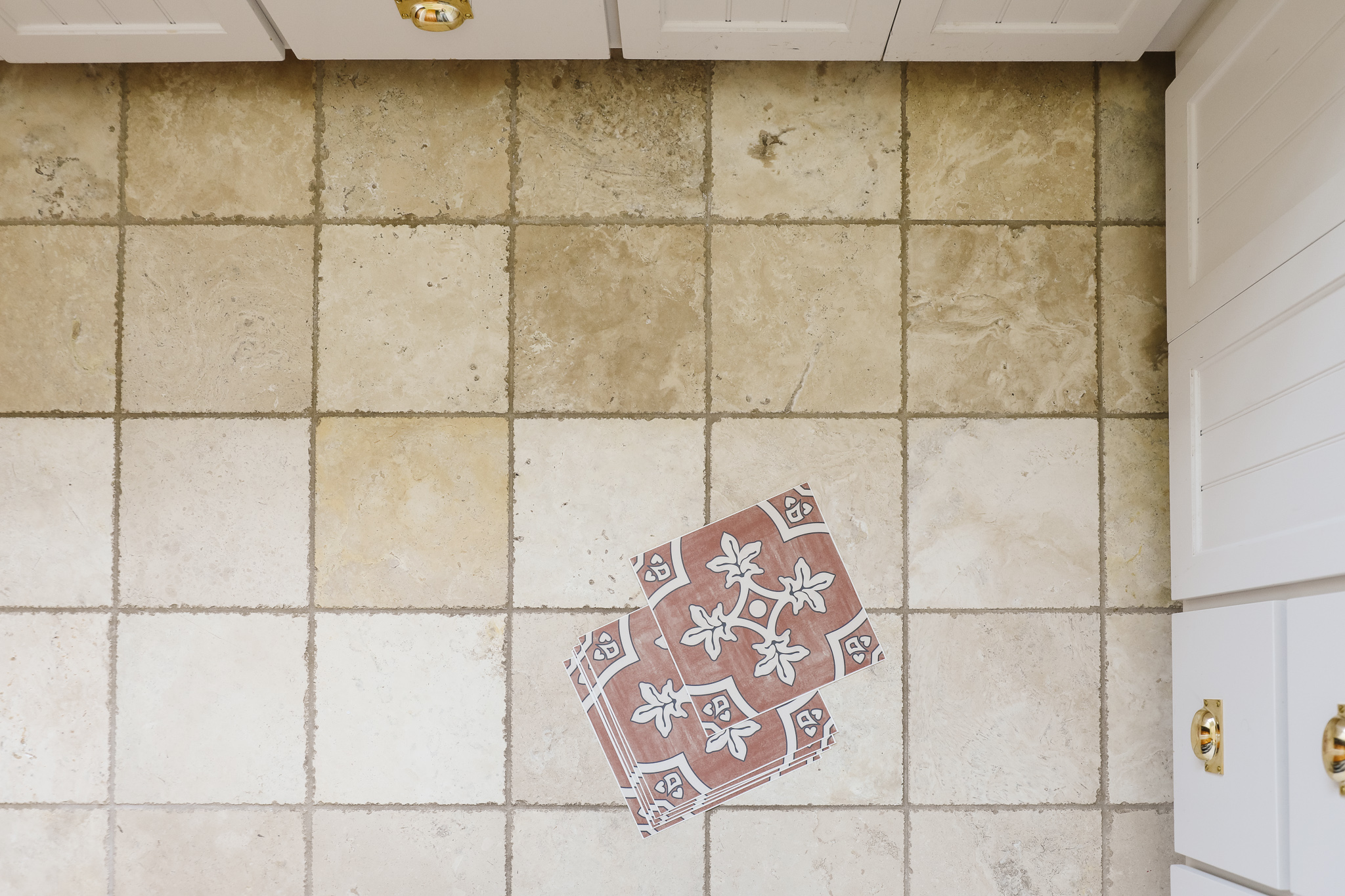 how to install peel and stick tile around toilet